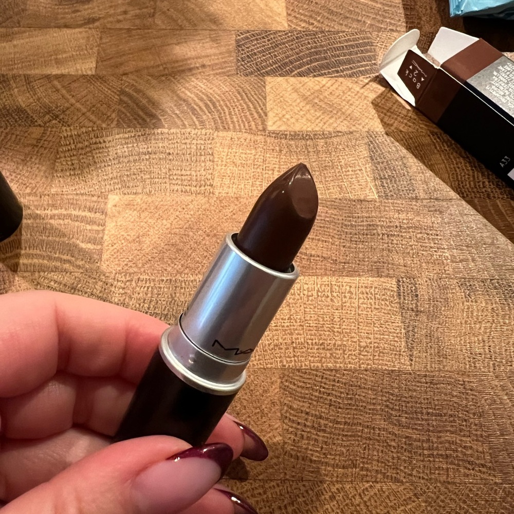 MAC Lipstick Consensual